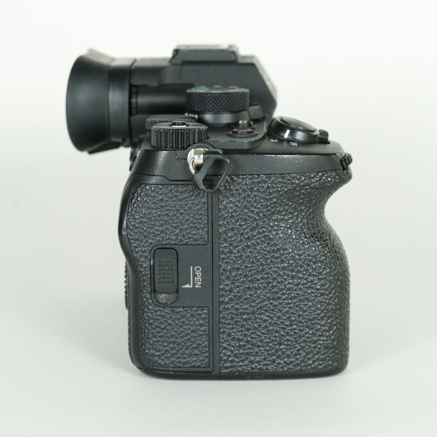 良品 | シャッター数36,104回] SONY α7 IV（ILCE-7M4） [ボディ] E