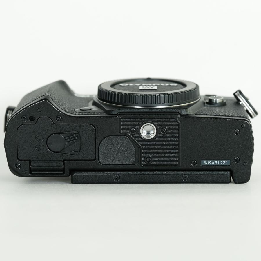 OLYMPUS - シャッター数3700回 OM-D E-M5 MarkⅢ ボディ ブラック Olympus OM-D E-M5 Mark II Mirrorless Micro Four V207040BU000 B&H