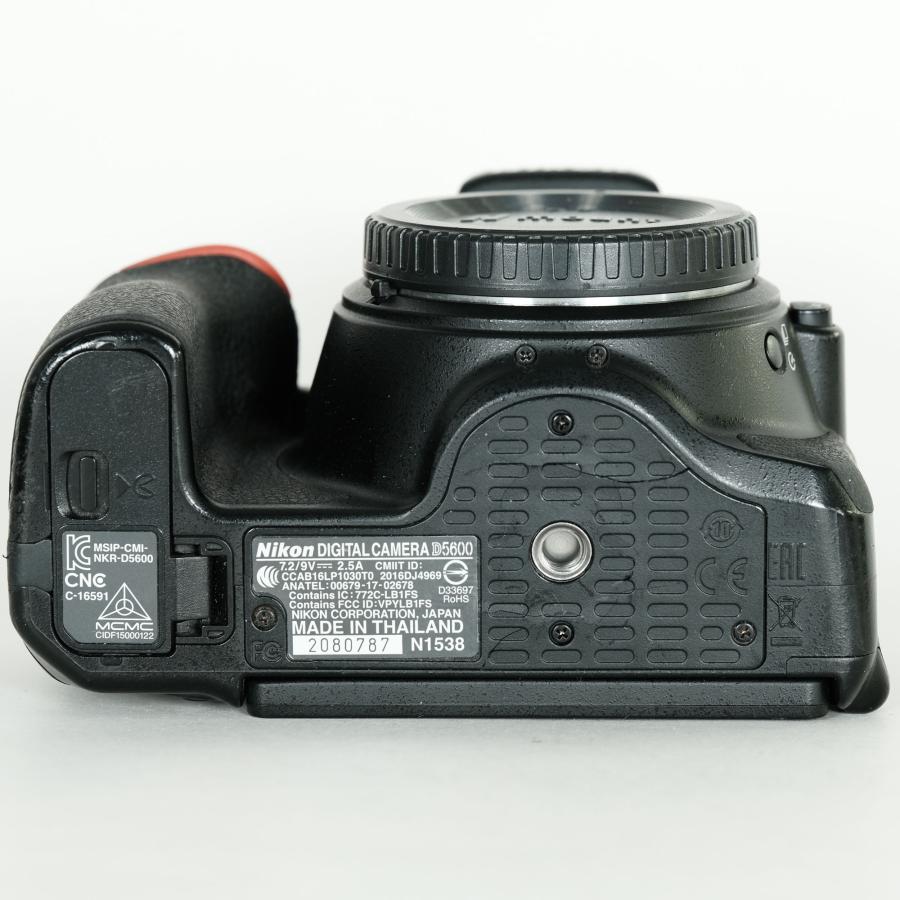 新品級◆Nikon ニコン D5600 ボディ◆シャッター回数4052枚のみ♪ 極上品◇Nikon D5600 ボディ◇シャッター回数4856回のみ♪5742