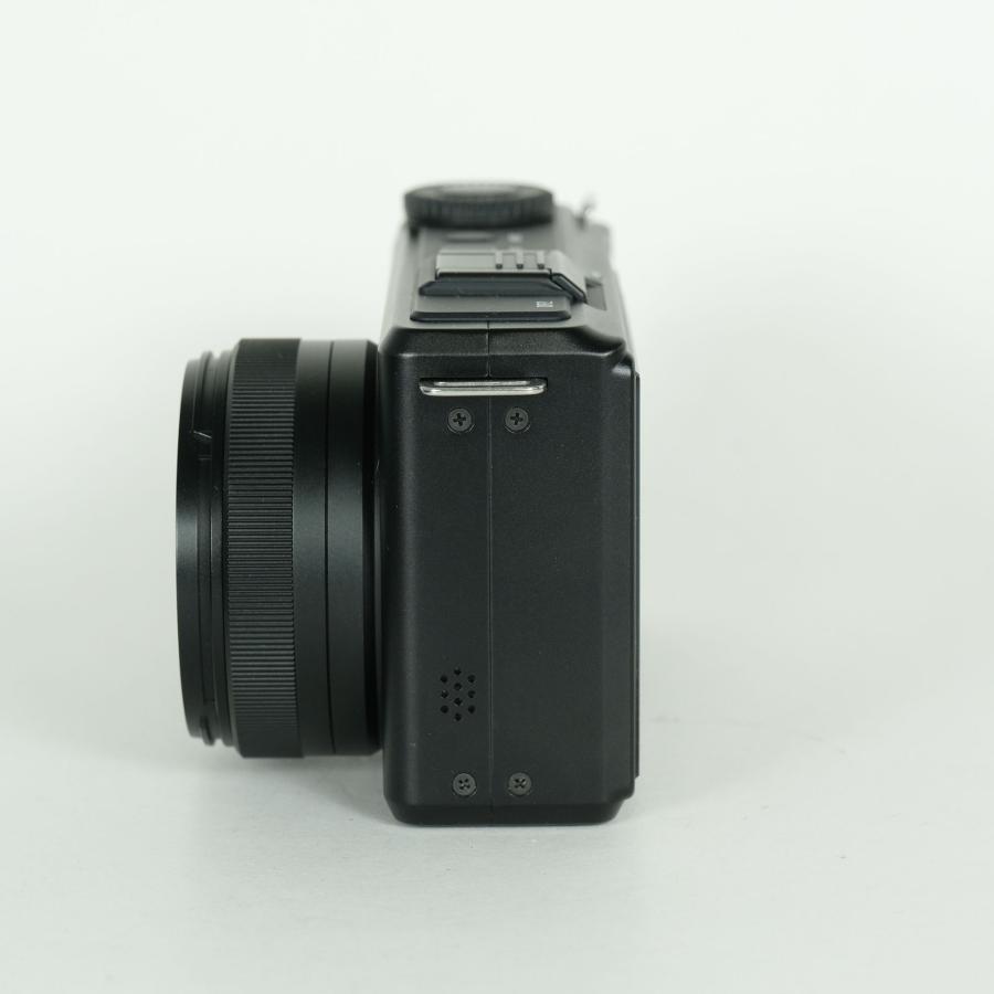 良品] SIGMA DP2 Merrill | コンパクトデジタルカメラ : ONESCENE