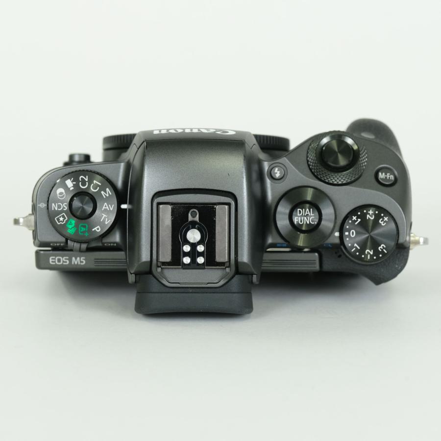 良品 | バッテリー2個付] Canon EOS M5 [ボディ] EF-Mマウント
