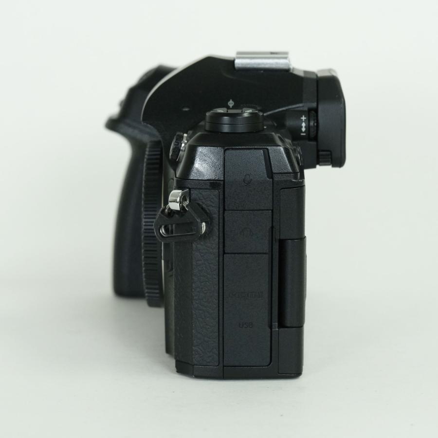【極美品シャッター98回】OM SYSTEM OM-1 Mark II ボディ 美品 | シャッター数23,468回] OM SYSTEM OM-1 Mark II [ボディ