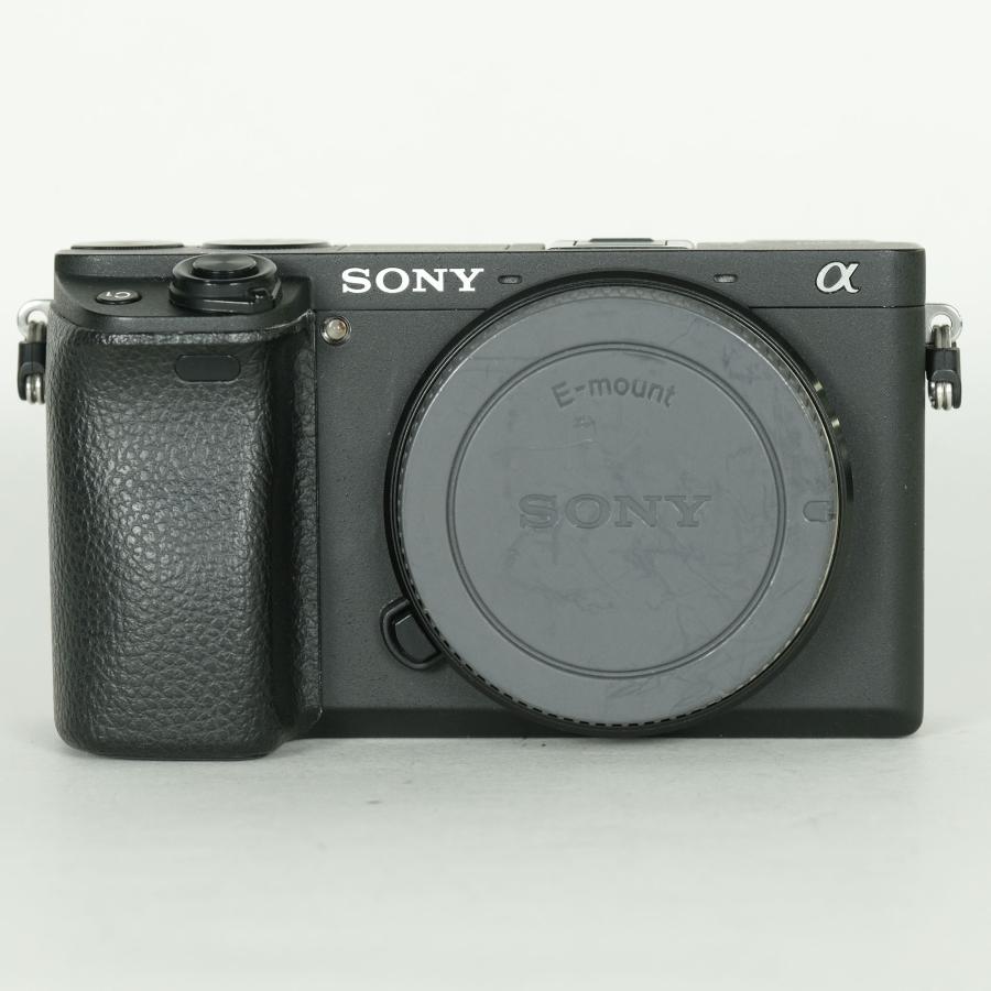 SONY α6300ミラーレス一眼カメラ　レンズ3個　その他 ショット数3733 SONY α6300】ミラーレス一眼カメラ 充電器&ストラップ&説明書付 SONY