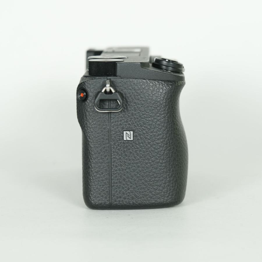 美品 | シャッター数2,345回｜バッテリー3個付] SONY α6300（ILCE-6300