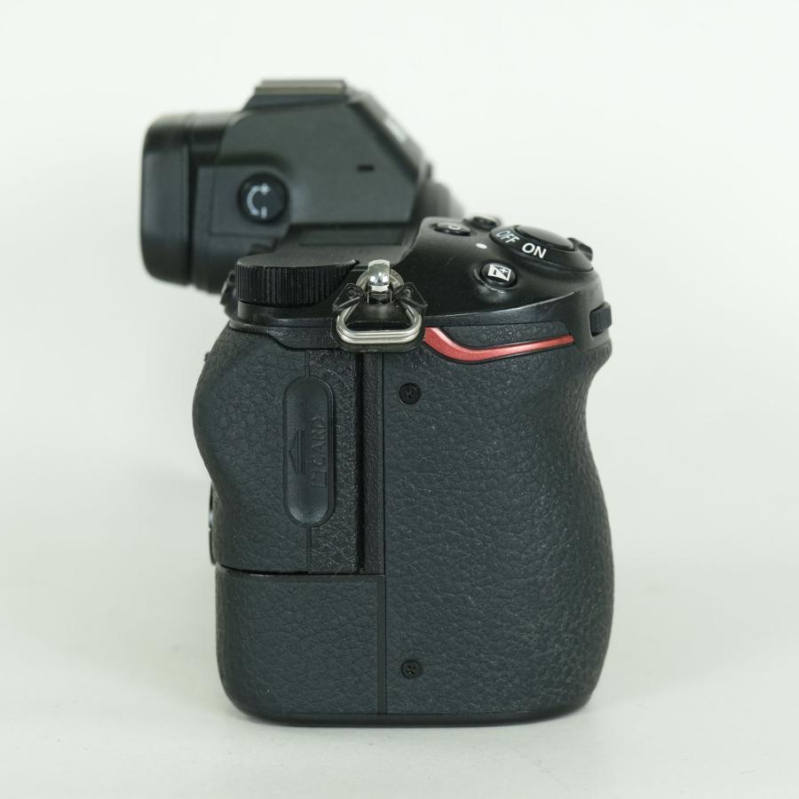 良品 | シャッター数68,363回] Nikon Z6 [ボディ] Zマウント