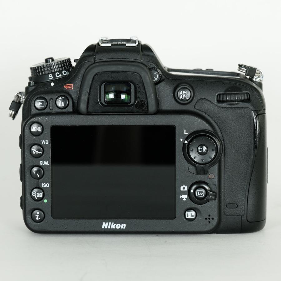 良品｜バッテリーグリップ・バッテリー4個付] Nikon D7200 / ニコンF