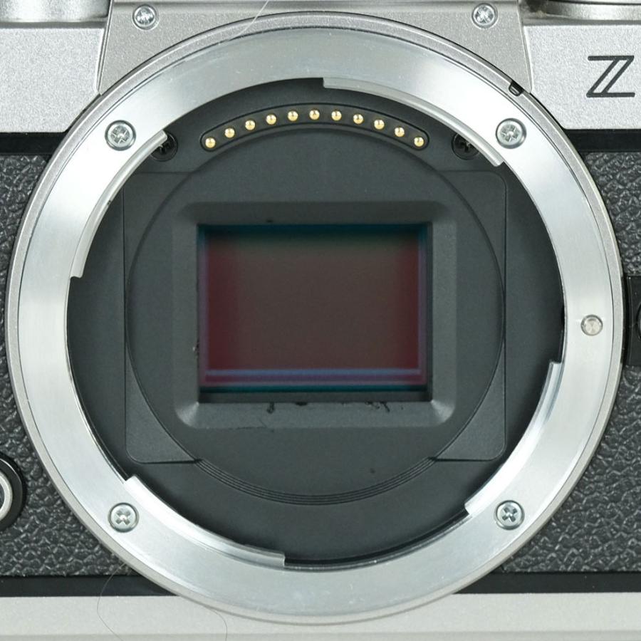 美品 | シャッター数3,425回] Nikon Z fc [ボディ シルバー] Zマウント