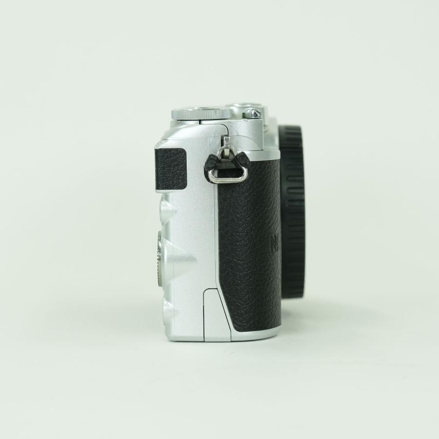 良品 | シャッター数4,730回] Nikon Nikon1 J5 ボディ シルバー