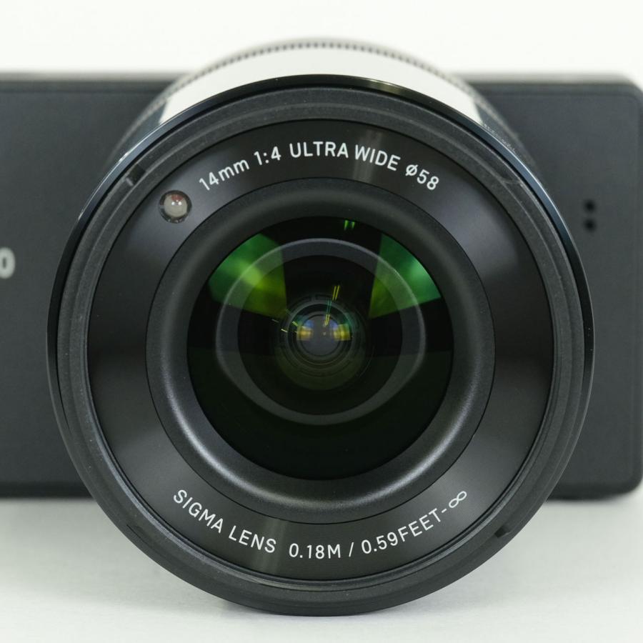美品 | フィルター付] SIGMA dp0 Quattro コンパクトデジタルカメラ