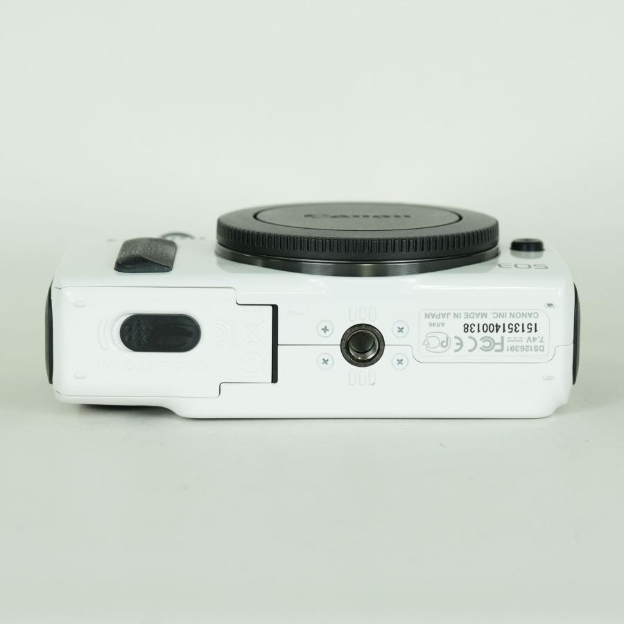 ★美品★ CANON キャノン EOS M ボディ ホワイト#1667 良品] Canon EOS M ボディ ホワイト | キヤノンEF-Mマウント
