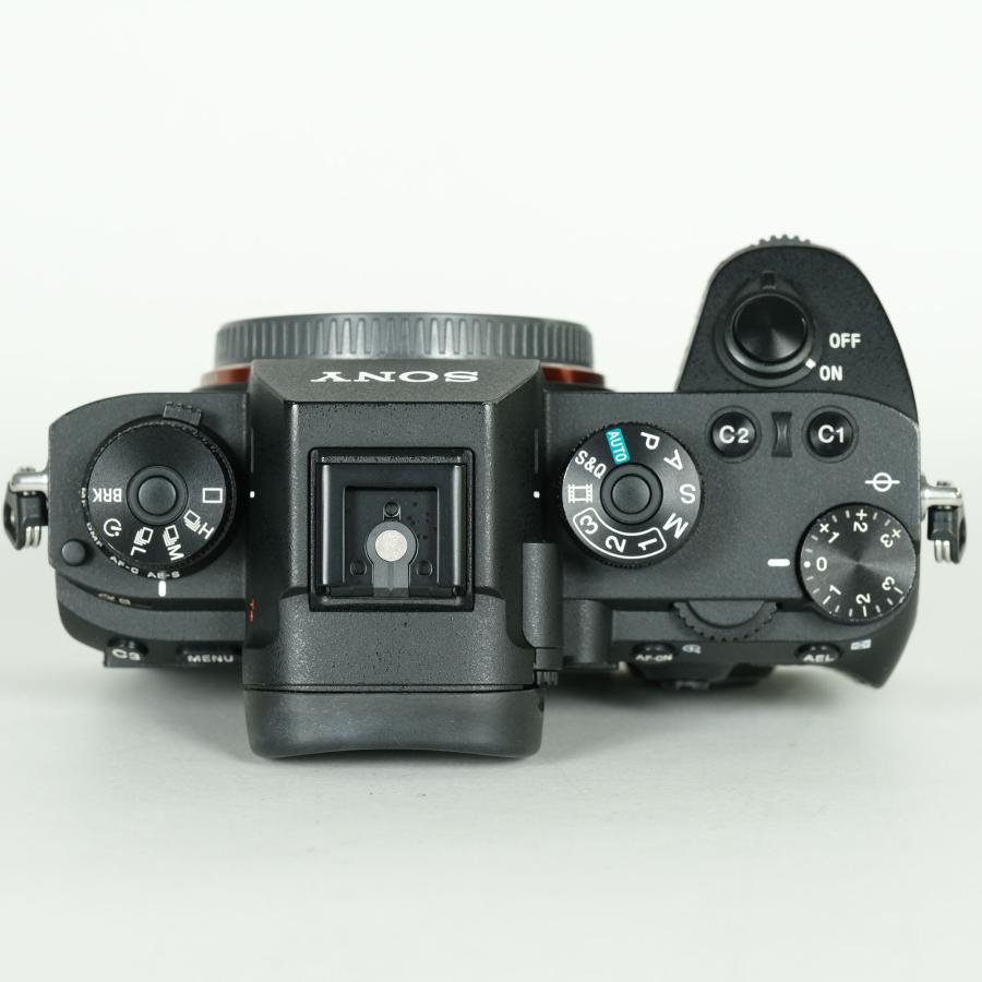 シャッター数795枚【新品級】SONY α9 ボディ [ILCE-9]#9408 α9 ボディ ILCE-9 シャッター回数100回以下 【K511】 | ソニー