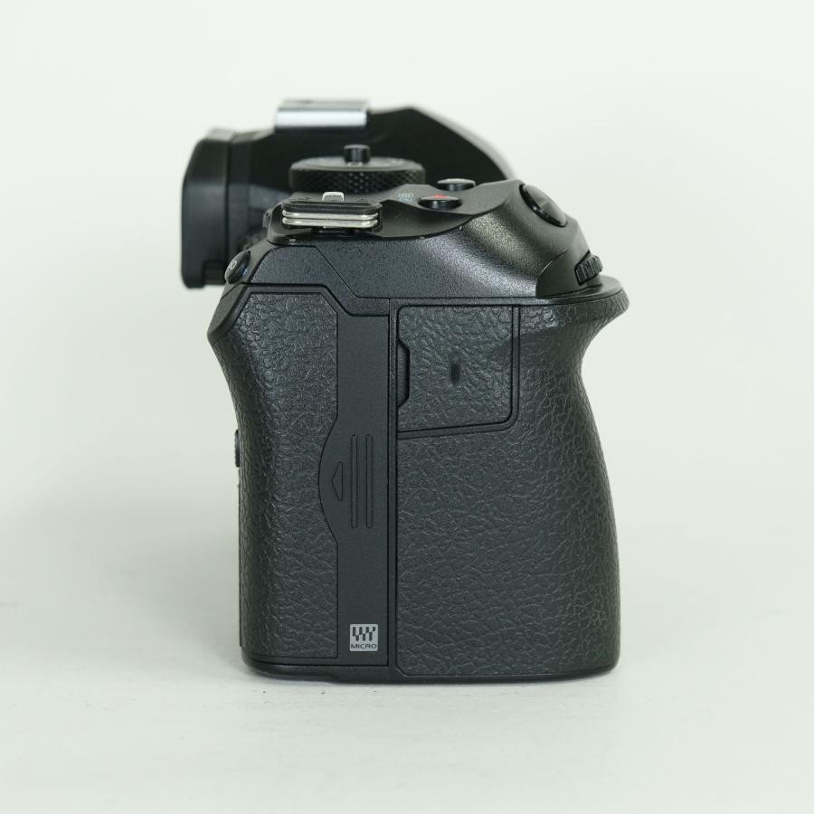 並品 | シャッター数17,170回] OM SYSTEM OM-1 [ボディ] マイクロ