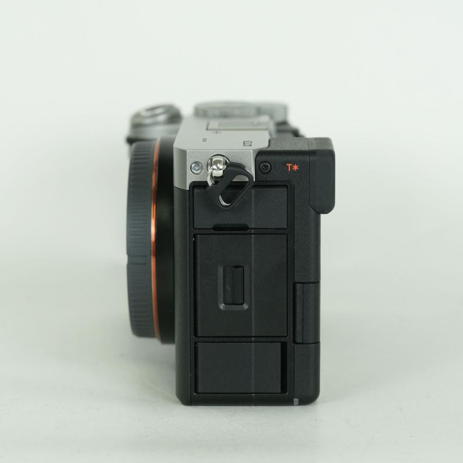 [美品 | シャッター数1，500回] SONY α7C R（ILCE-7CR） [ボディ シルバー] | SONY Eマウント_2