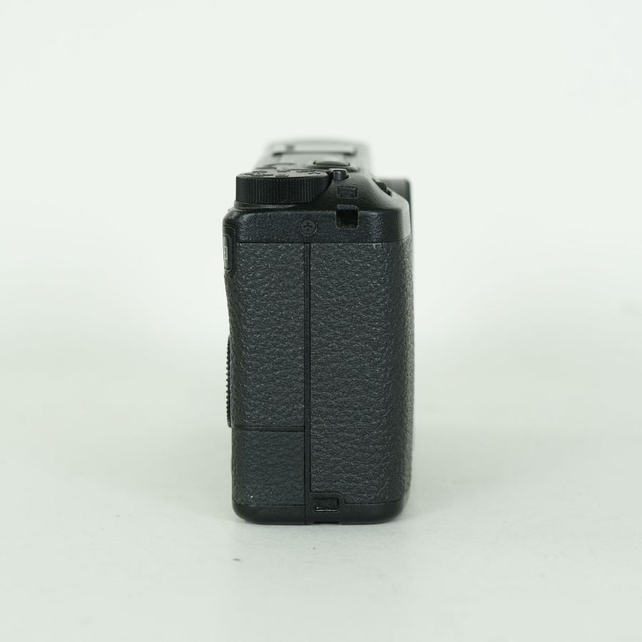 良品 | シャッター数21,652回] RICOH GR III コンパクトデジタルカメラ