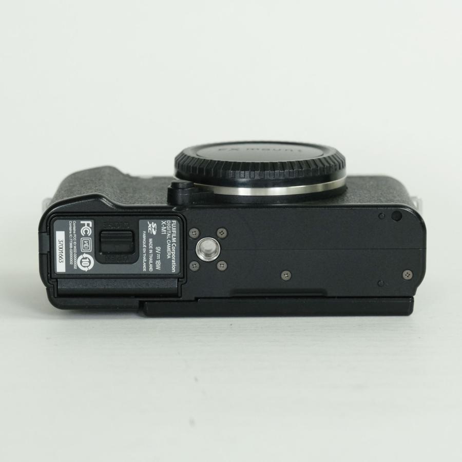 FUJIFILM X-M1 ブラックボディ 美品 良品] FUJIFILM X-M1 ボディ ブラック | 富士フイルムXマウント
