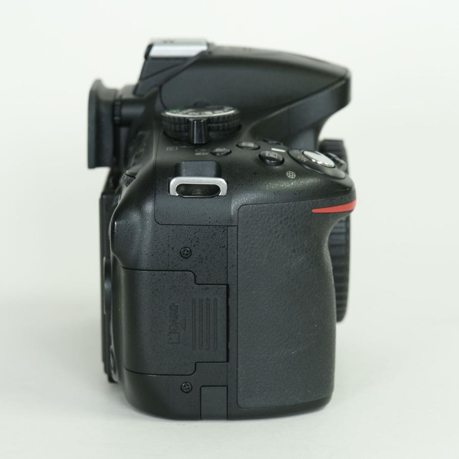 良品 | シャッター数22,319回｜バッテリー2個付] Nikon D5200 ボディ