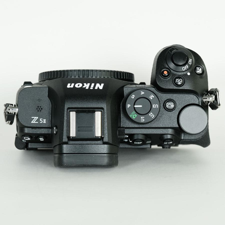 【シャッター数294回】Nikon Z5Ⅱ ボディ チャージャー付 美品｜シャッター数9,747回] Nikon Z5II [ボディ] / ニコンZマウント