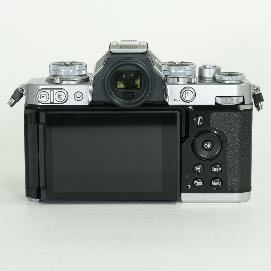[美品 | シャッター数2，984回｜L型グリップ付] Nikon Z fc [ボディ シルバー] | Nikon Zマウント_3