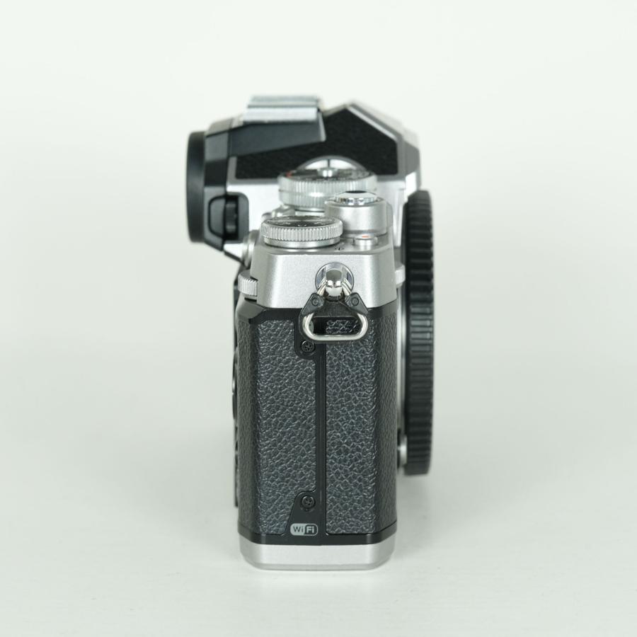 [美品 | シャッター数6,693回] Nikon Z fc [ボディ シルバー] | Nikon Zマウント |  | 02