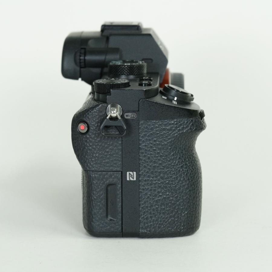 良品 | シャッター数13,331回] SONY α7 II（ILCE-7M2） [ボディ] E
