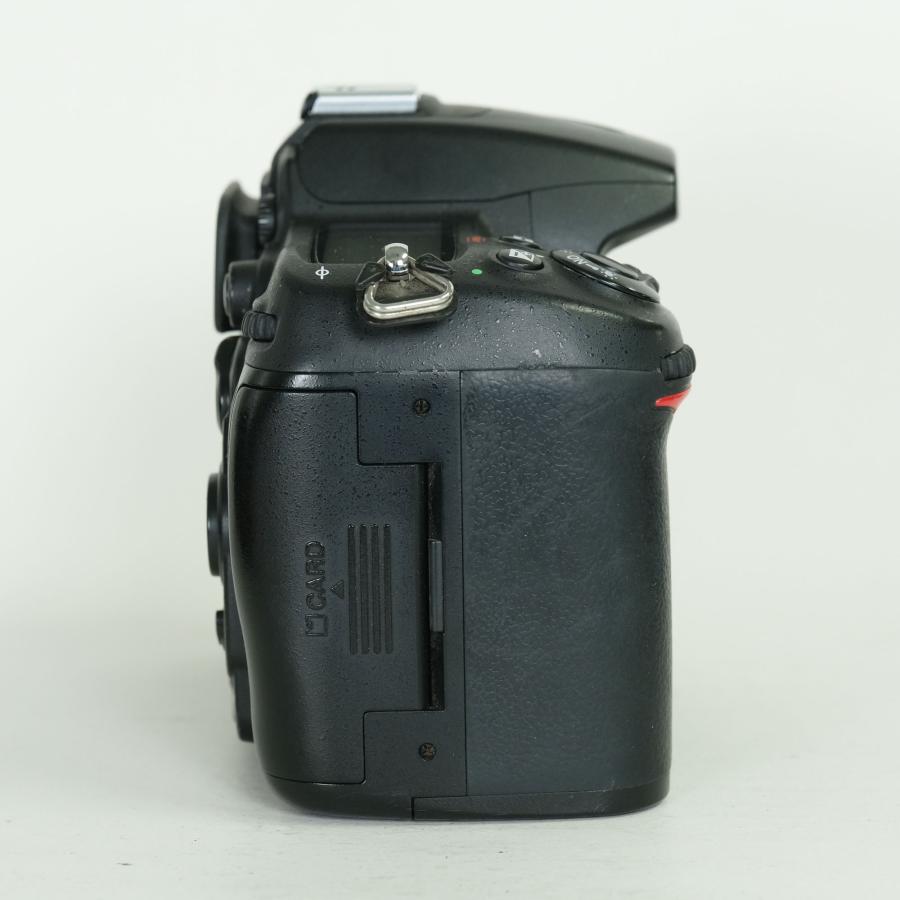 良品 | シャッター数71,340回｜バッテリー2個付] Nikon D7000 F