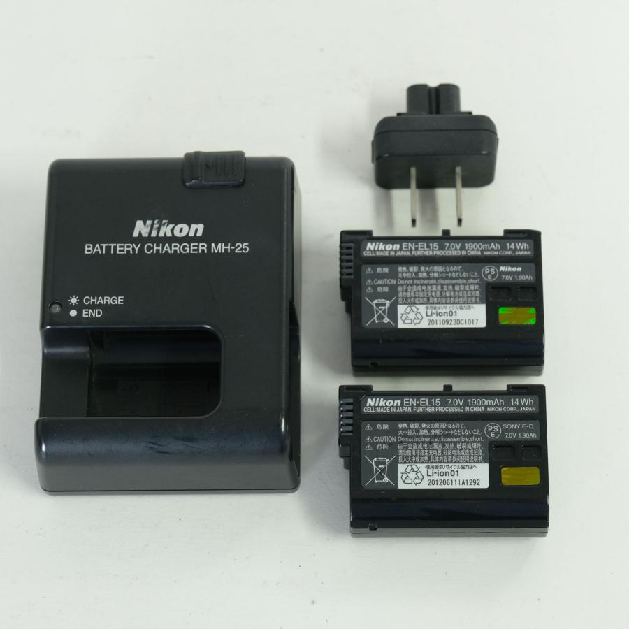 Nikon D700 シャッター数10,754回バッテリー付き 良品 | シャッター数71,340回｜バッテリー2個付] Nikon D7000 F