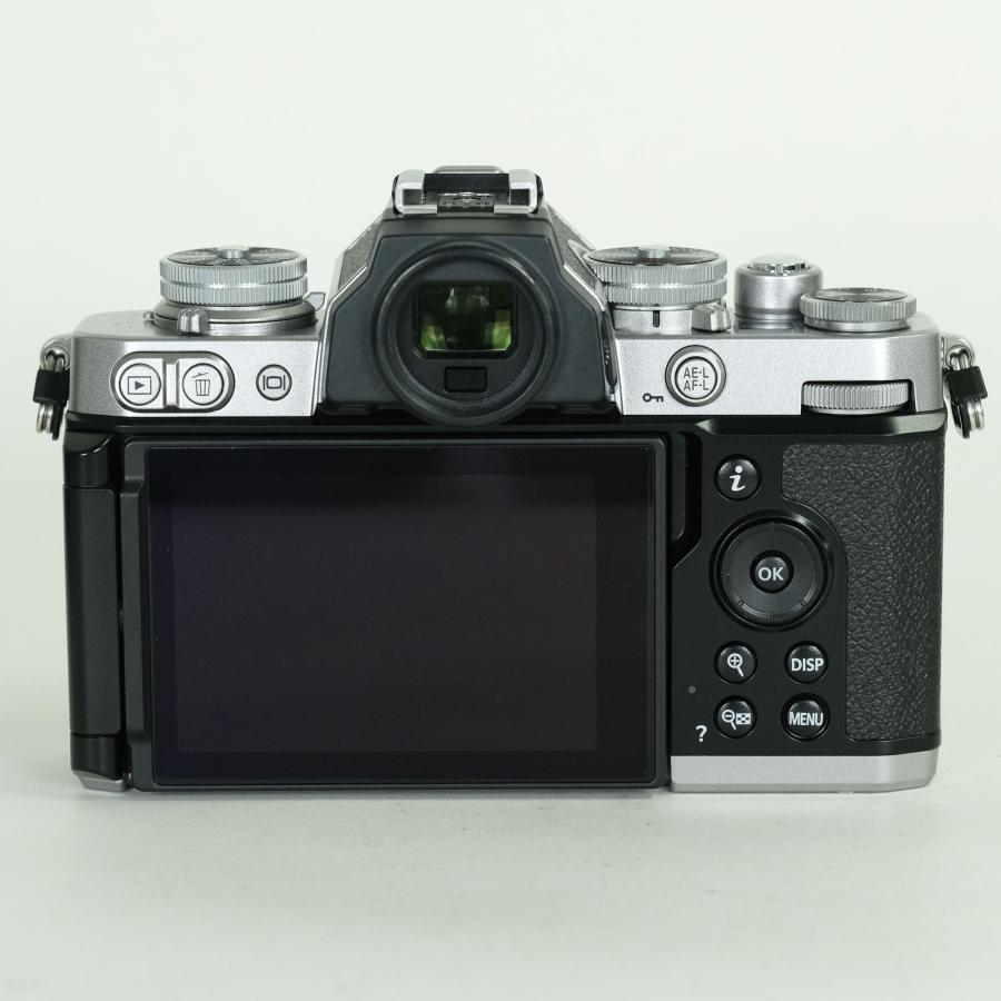 良品 | シャッター数357回] Nikon Z fc [ボディ シルバー] Zマウント