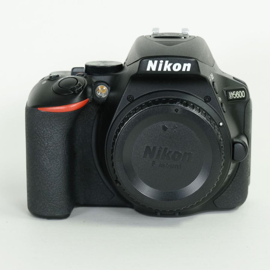 美品 | シャッター数20,072回] Nikon D5600 [ボディ] Fマウント