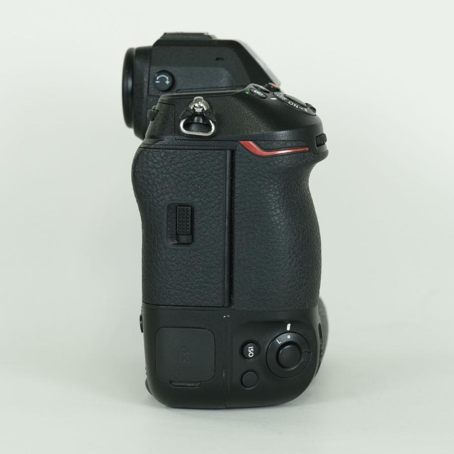 良品 | シャッター数41,150回｜CFカード付] Nikon Z9 Zマウント