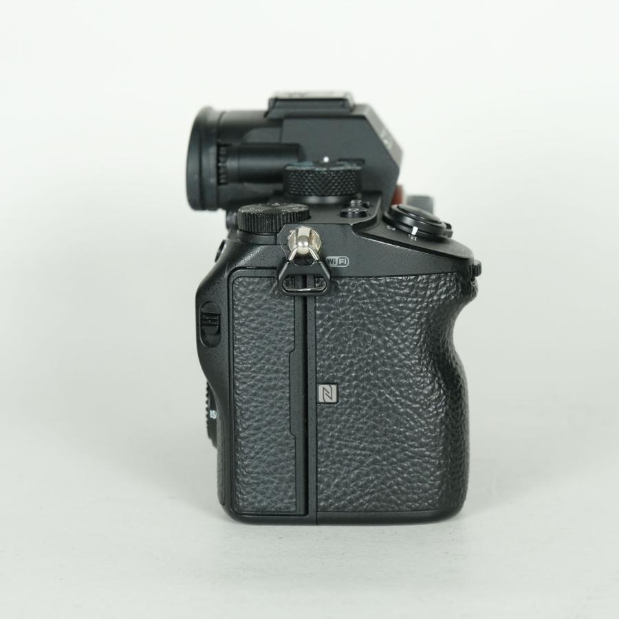 良品 | シャッター数17,825回] SONY α7 III（ILCE-7M3） [ボディ] E