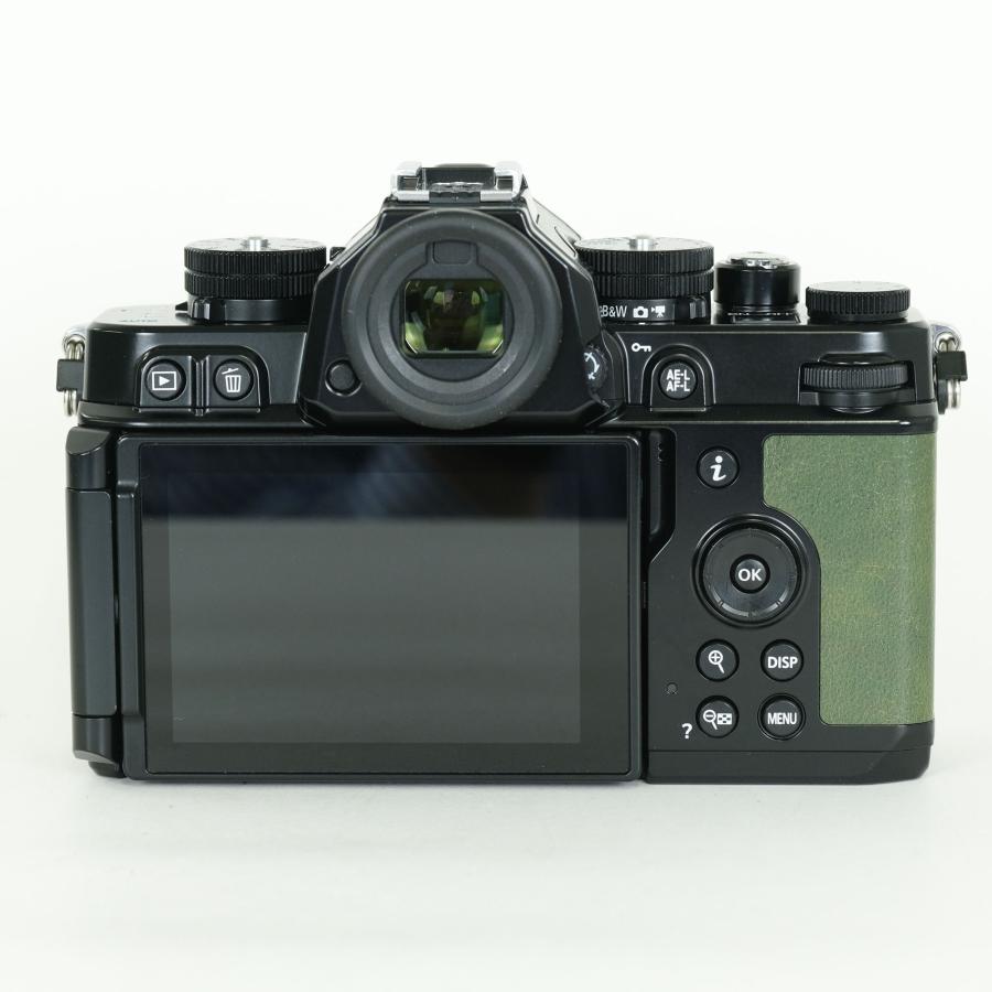 美品 | シャッター数18,150回｜バッテリー2個・別売付属品多数] Nikon