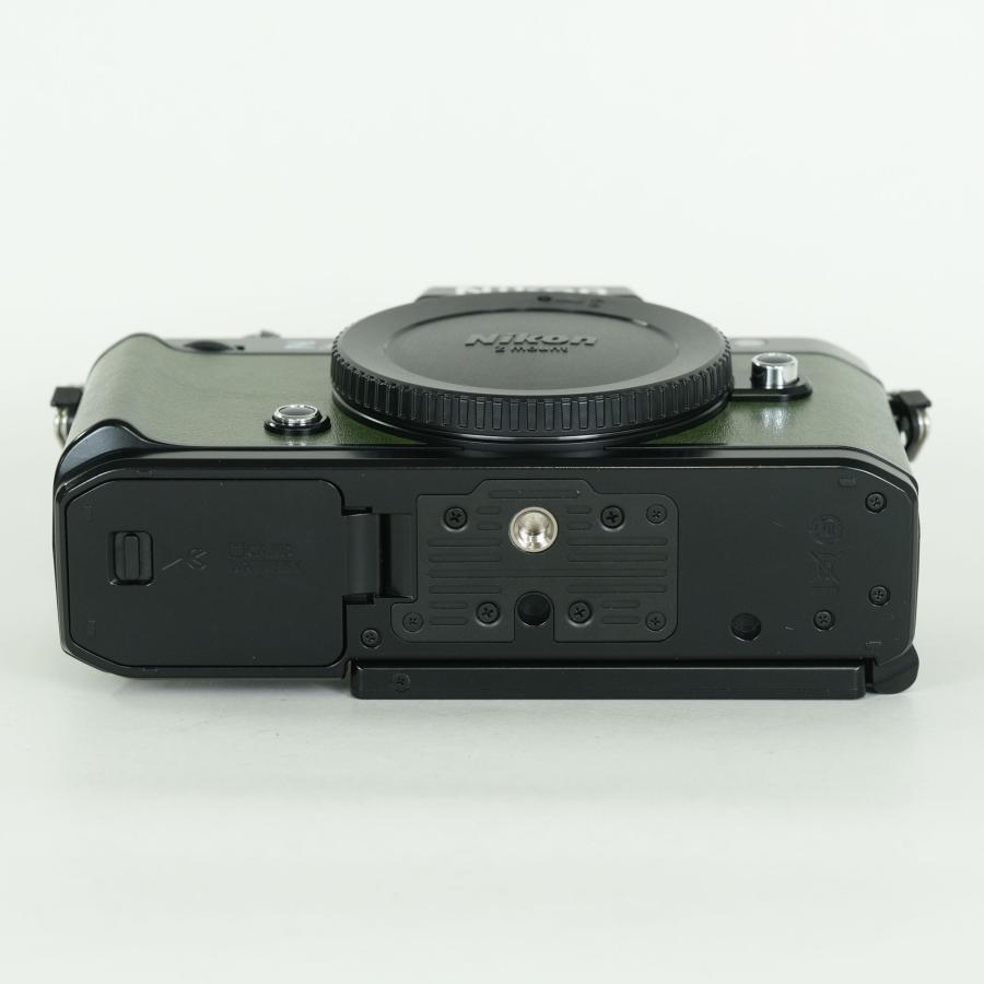美品 | シャッター数18,150回｜バッテリー2個・別売付属品多数] Nikon