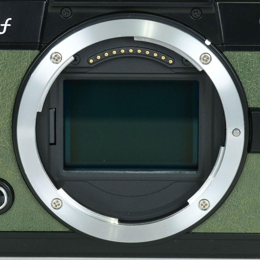 美品 | シャッター数18,150回｜バッテリー2個・別売付属品多数] Nikon