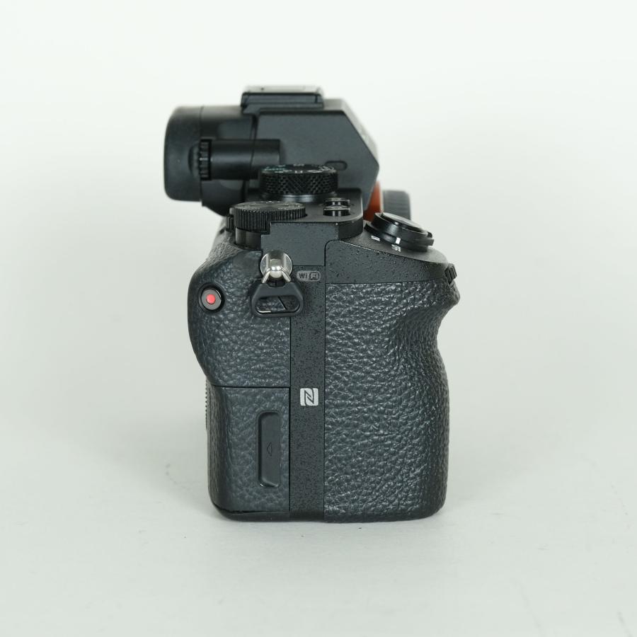 良品 | シャッター数11,675回] SONY α7 II（ILCE-7M2） [ボディ] E