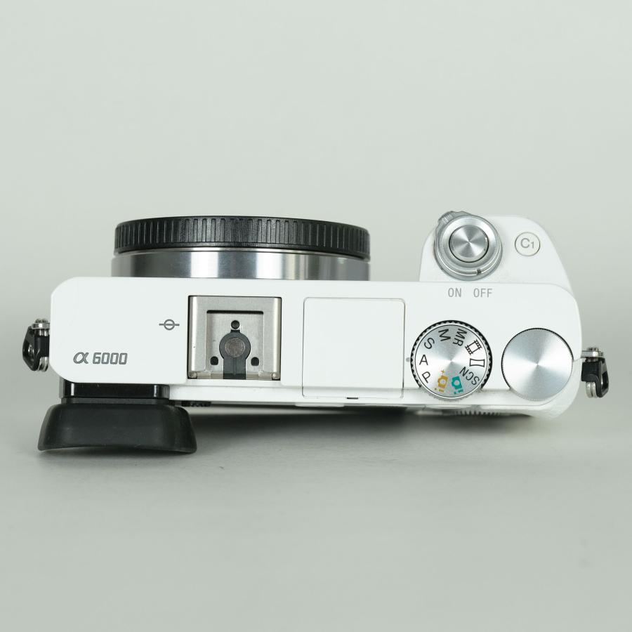 良品 | バッテリー3個・ケース付] SONY α6000（ILCE-6000） [ボディ