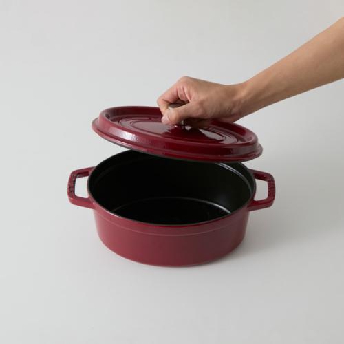 ストウブ ピコ・ココット オーバル 23cm ボルドー 国内正規品 新品未使用 ストウブ(staub) STAUB ストウブ ピコ・ココット オーバル 23cm 2.35L