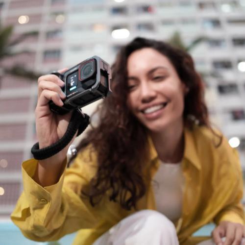 Insta360 Insta360 Ace Pro2 ミッドナイトブラック グリップ:スレートグレー ストリート撮影キット シングルバッテリー CINSBBGA-ACEPRO244_3