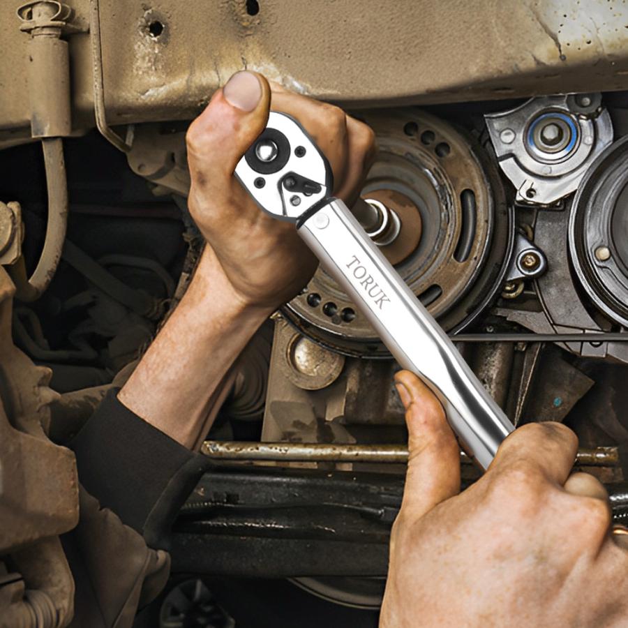 トルクレンチ タイヤ交換 自動車 車 工具 プリセットタイプ 調整範囲 5-60N・m 3/8インチ 1/4/変換ヘッド 45ギア CR-V材質 専用ハードケース付 ホイール交換 |  | 05