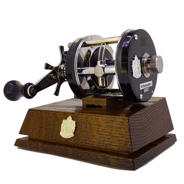 アブガルシア アンバサダー 左ハンドル用 木製リールディスプレイ 新品・未使用 Abu Garcia（アブガルシア） アブ ウッドディスプレイ クラシック
