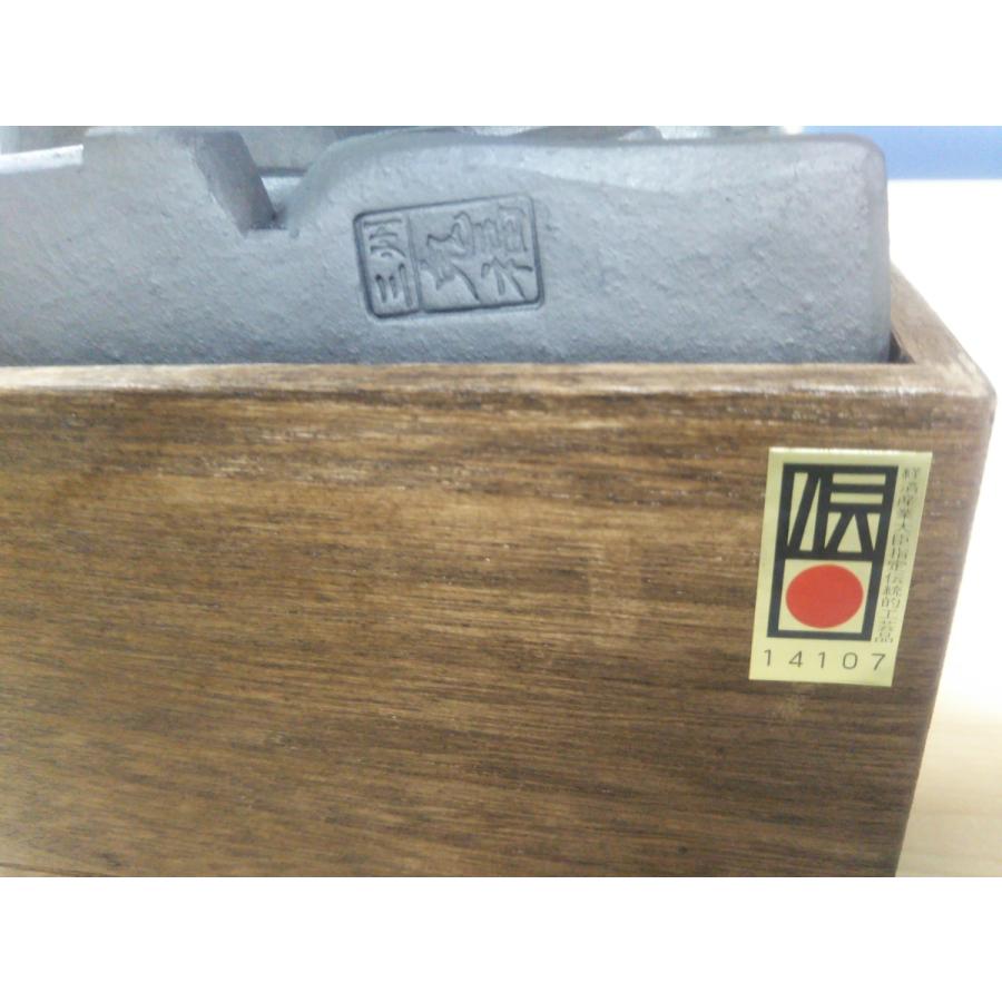 鬼瓦ティッシュケース（睨み顔の鬼瓦） 