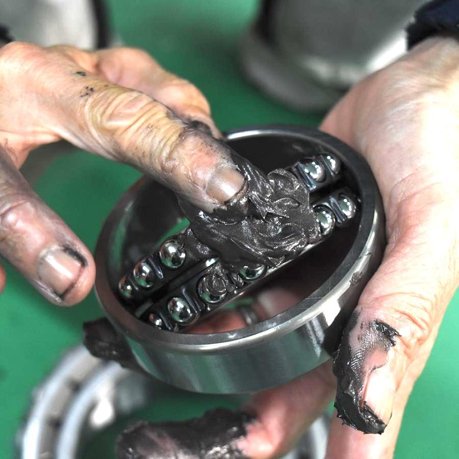 ベルハンマー メタルグリス 300g スズキ機工 潤滑剤 潤滑油 潤滑 ベルハンマー メタルグリス 300g スズキ機工 潤滑剤 潤滑油 潤滑