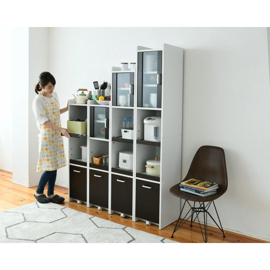 すきま 隙間収納 キッチン ミニ 食器棚 キッチン家電収納 家電ラック 家電収納棚 コンパクト 収納 スリム ラック 棚 幅33 高さ 180 扉付 キッチンラック Fkc 1533 オンライン家具通販 Muku 通販 Yahoo ショッピング