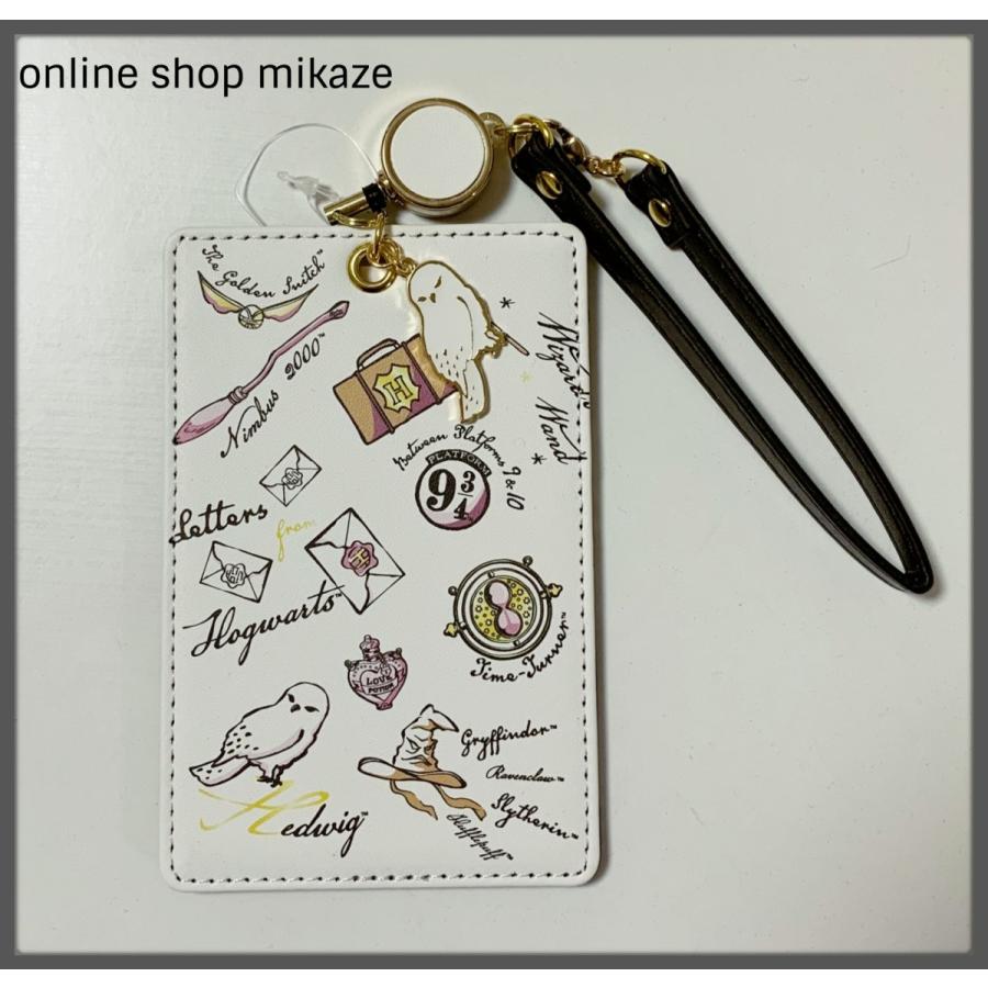 Usj ハリーポッター リール付きパスケース ヘドウィグ お土産 グッズ ユニバ 公式 Usj Hp Rpass H Online Shop 海風 通販 Yahoo ショッピング