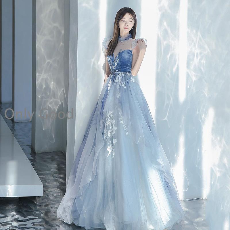 大きめウエディング演奏会カラードレススパンコールプリンセスライン