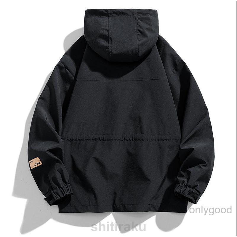 HLVTIC ブラック マウンテンパーカー フード付き HLVTIC ブラック マウンテンパーカー フード付き phenix マウンテン