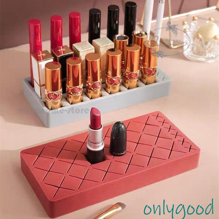 イタリア製　アンティーク　リップスティックケース　銀製 銀のリップ・ケース : 満月アンティーク