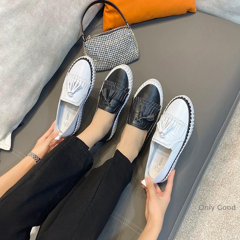 スリッポン スニーカー レディース 厚底 本革 白 黒 ローファー ローカット ぺたんこ靴 大きいサイズ フリンジ おしゃれ カジュアルシューズ フラットシューズ スリッポン スニーカー レディース 厚底 本革 白 黒 ローファー