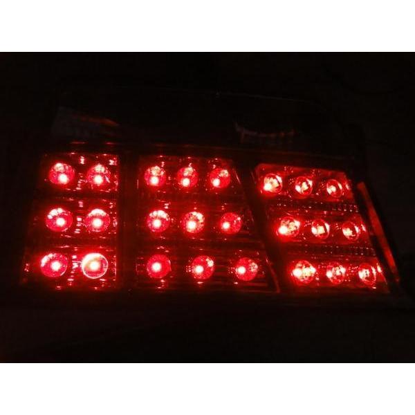 BMW E36 セダン　テールランプ テールライト 92-99 BMW E36 3シリーズ4Dr用レッド/クリア*トロンLED