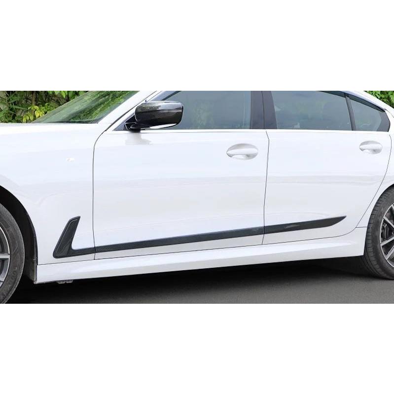 スポーティ全開♪ カーボン ルック サイドモール ガーニッシュ BMW G20 