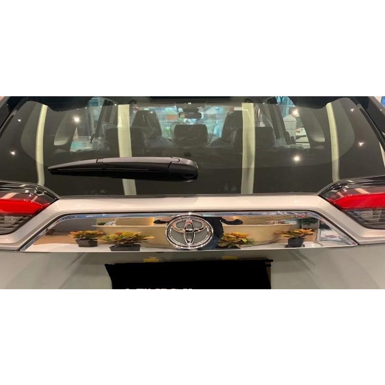 鏡面仕上げ♪ メッキ バックドア ガーニッシュ RAV4 50 系 MXAA52